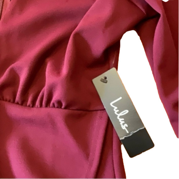 Lulus Deep V Burgundy Long Sleeve Midi Dress – Size M (NWT) - Picture 5 of 7